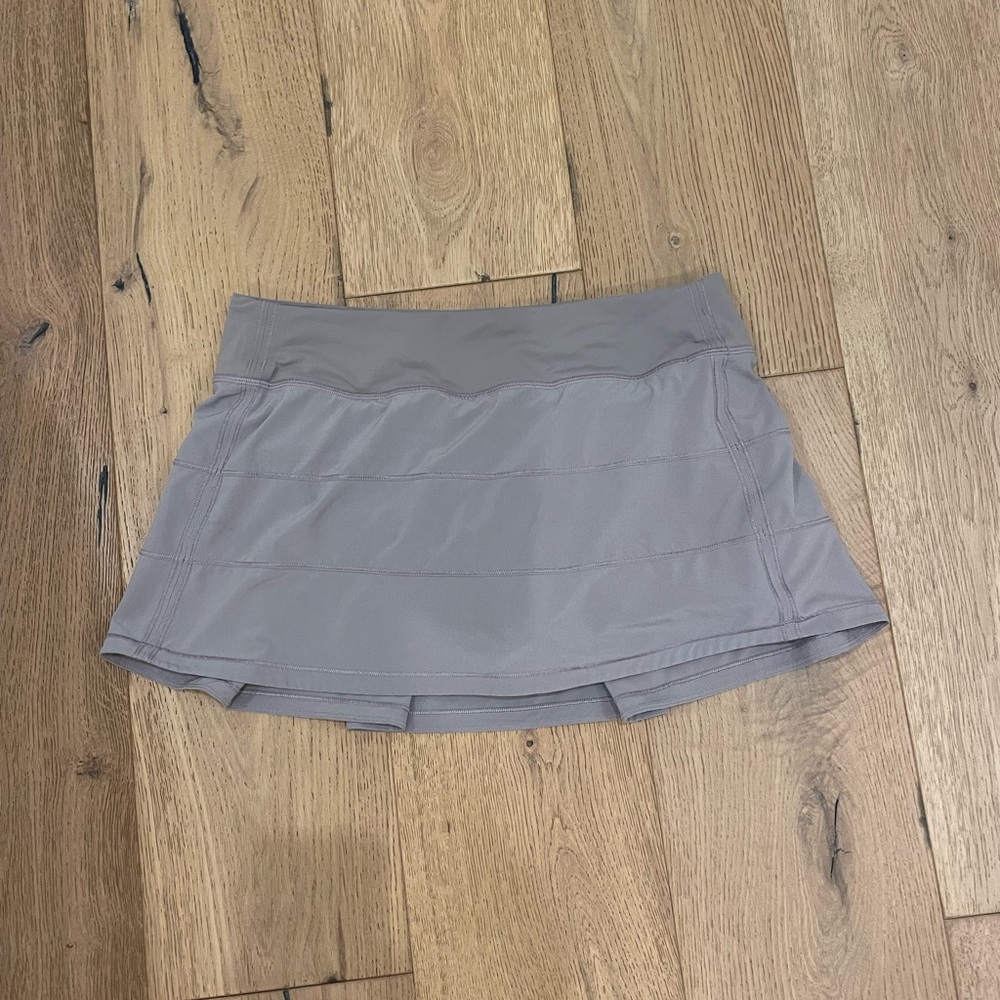 Grey lululemon skirt! Size 8! Regular length!!